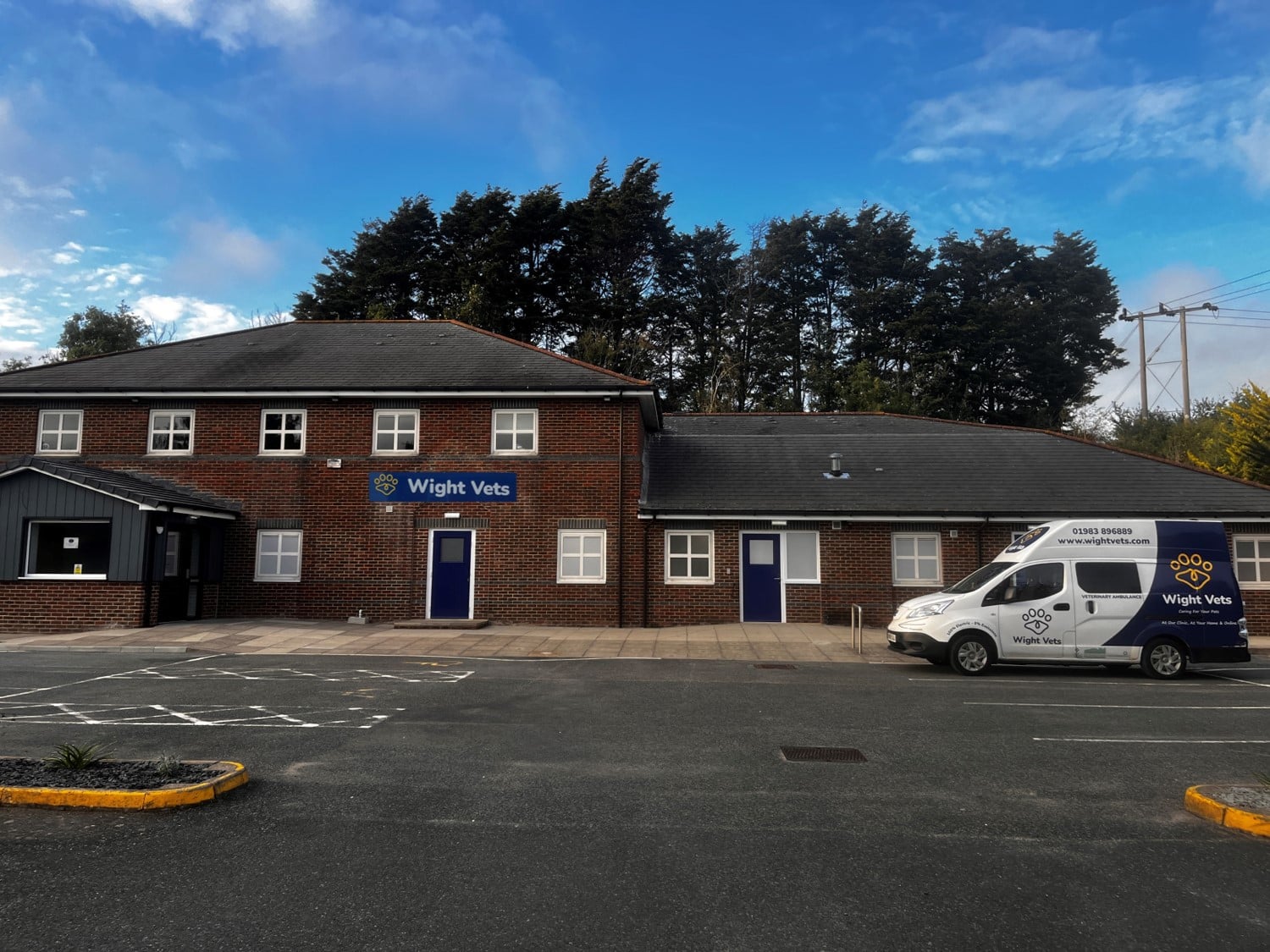 WIGHT VETS TO LEAVE CHAPEL STREET FOR BIGGER NEWPORT SURGERY