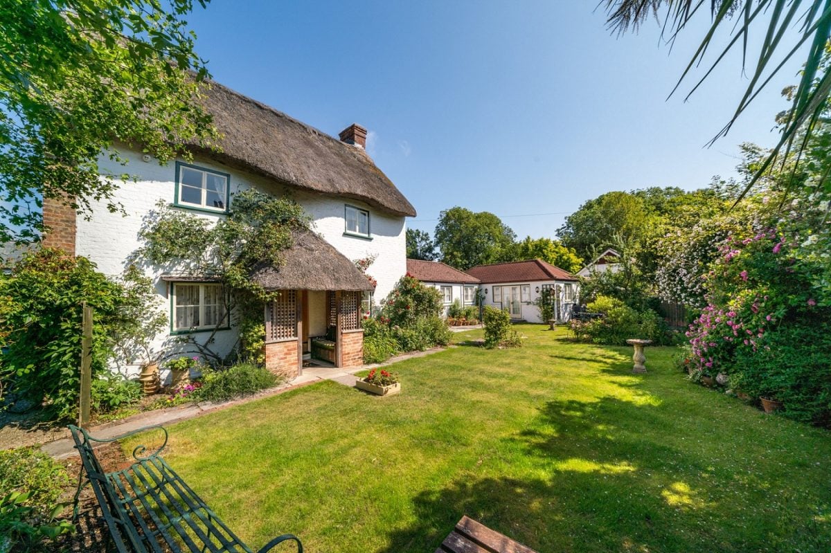 22 RESIDENTIAL PROPERTIES ACROSS THE ISLE OF WIGHT UP FOR AUCTION THIS MONTH