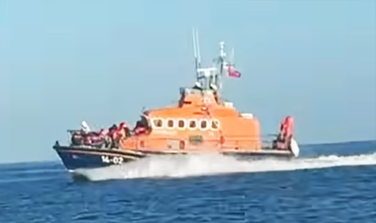 ISLE OF WIGHT COUNCIL ‘EMBEDDED’ IN RESPONSE AS MIGRANT BOAT CROSSES CHANNEL