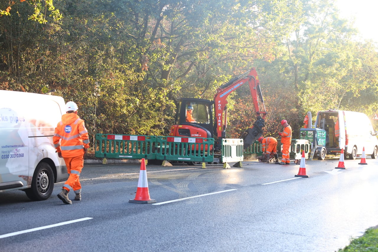 WOOTTON WITHOUT WATER AS DOUBLE BURST HITS EITHER SIDE OF VILLAGE