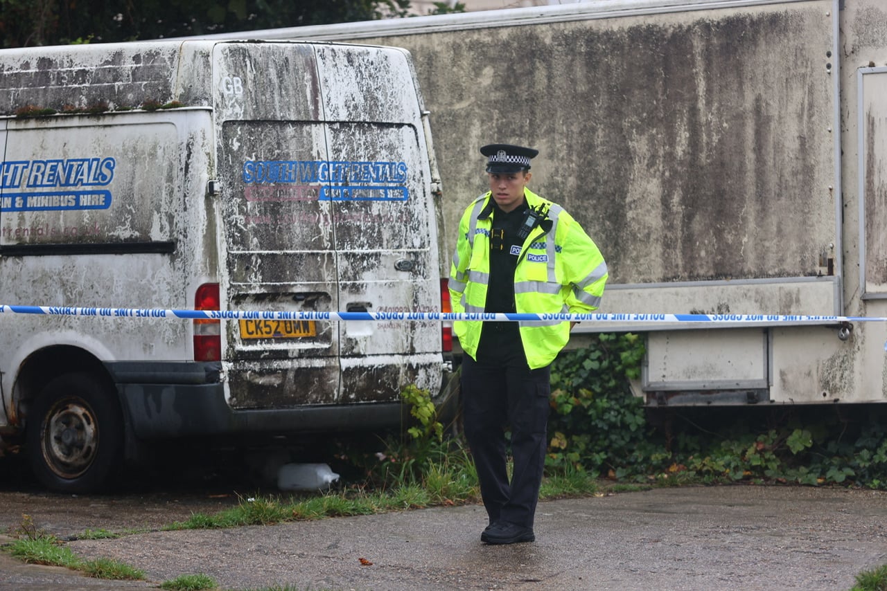 38-YEAR-OLD ARRESTED AFTER DOUBLE STABBING IN SHANKLIN