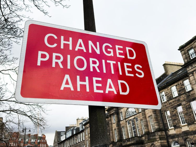 THE PURPOSE, SIGNIFICANCE AND TYPES OF WARNING ROAD SIGNS