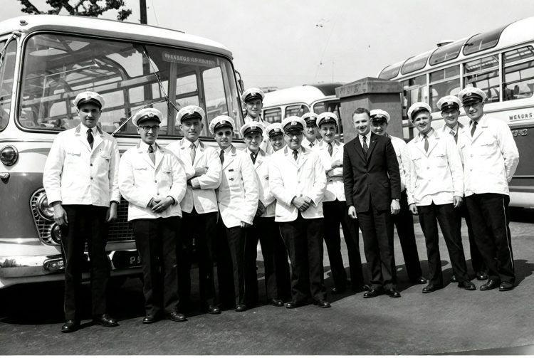 FORMER BUSMEN TO REUNITE AS VINTAGE PHOTOS AND BUS RIDES TAKE CENTRE STAGE IN RYDE