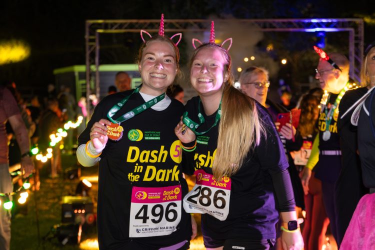 RECORD-BREAKING 700 PEOPLE RAISE OVER £27,500 AT ISLE OF WIGHT DASH IN THE DARK