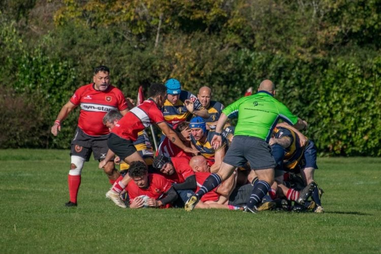 ISLE OF WIGHT RFC MAKE IT 4 FROM 4 WITH HIGH-SCORING WIN OVER PETERSFIELD