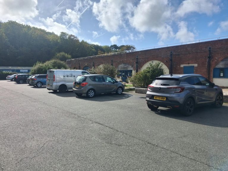 Ldr Label PUBLIC LABEL PROPOSED FORT VICTORIA PARKING CHARGES 'BEYOND A JOKE ...