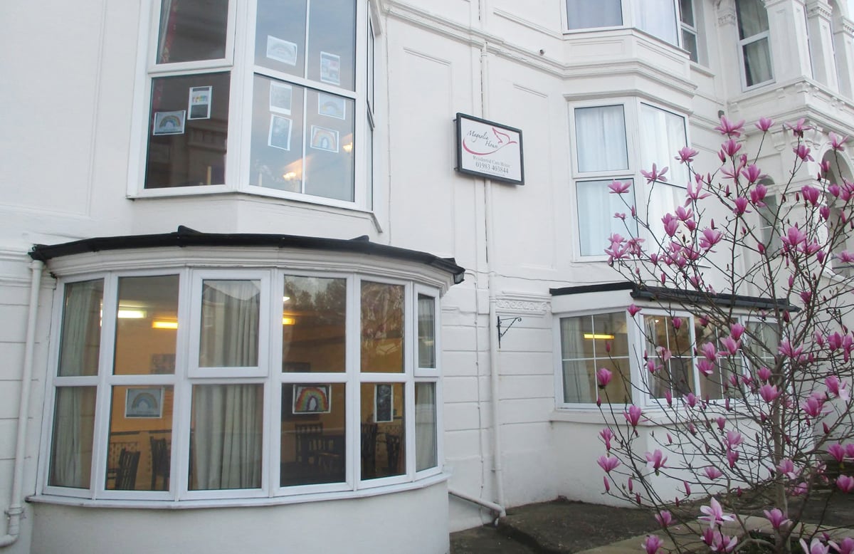 ‘FIRST CLASS, LOVELY CARERS’ – SANDOWN CARE HOME SCORES GOOD IN ALL AREAS
