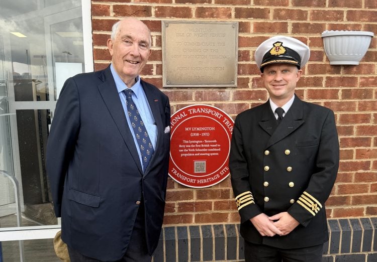 HISTORIC FERRY THAT PIONEERED NEW TECHNOLOGY HONOURED WITH PLAQUE AT LYMINGTON