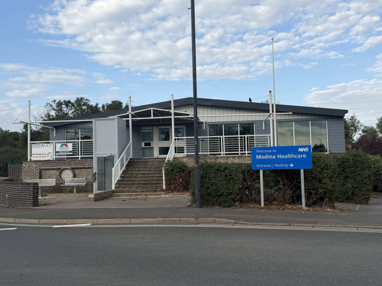 LONG-AWAITED NEW MEDINA HEALTHCARE SURGERY OPENS IN NEWPORT
