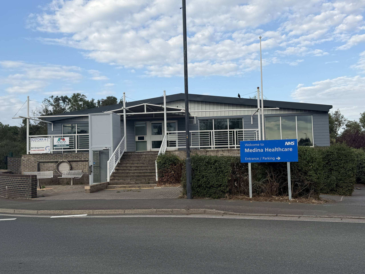 LONG-AWAITED NEW MEDINA HEALTHCARE SURGERY OPENS IN NEWPORT