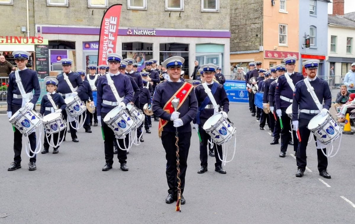 ISLE OF WIGHT MARCHING BAND CROWNED BEST OVERALL AT SHAFTESBURY CARNIVAL