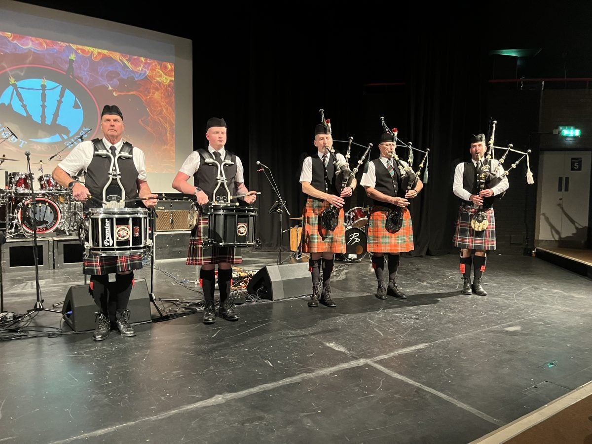 WIGHT HOTPIPES RETURN WITH MEDINA TATTOO CHARITY CONCERT IN AID OF ASPIRE