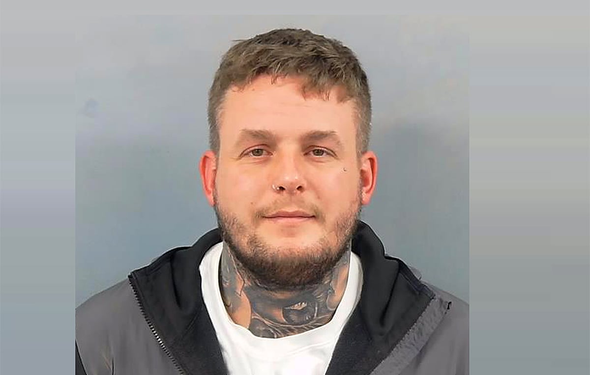 DRIVER WITH GIANT TEDDY BEAR IN VAN JAILED AFTER DANGEROUS 8-MILE POLICE CHASE