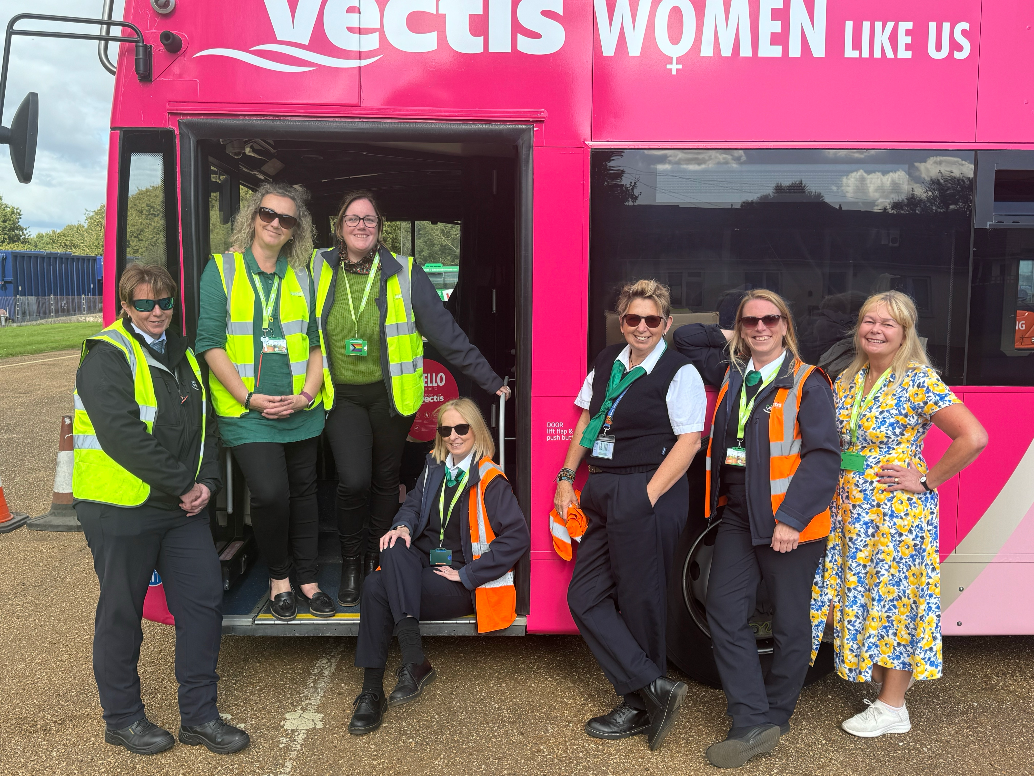 WOMEN INVITED TO GET BEHIND THE WHEEL OF A BUS AT SPECIAL ISLE OF WIGHT EVENT