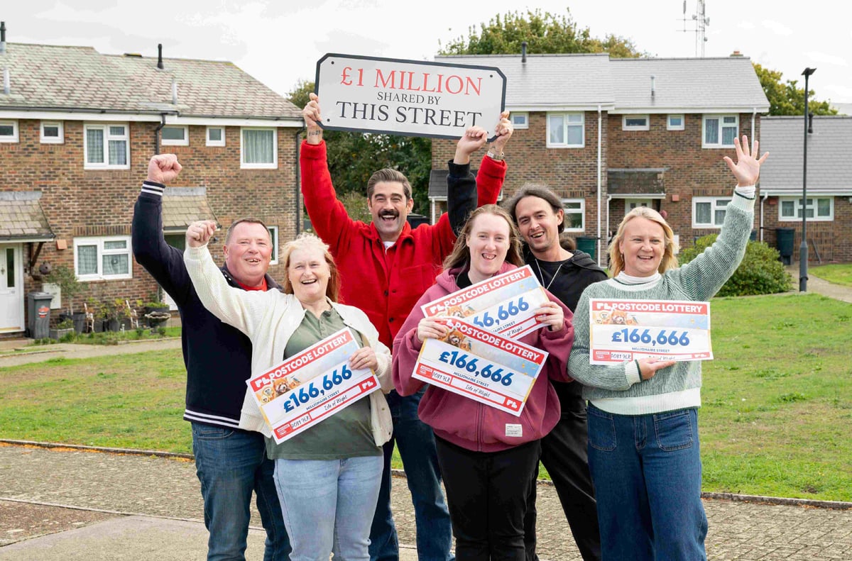 5 COWES NEIGHBOURS SCOOP JACKPOT IN £1MILLION POSTCODE LOTTERY WIN